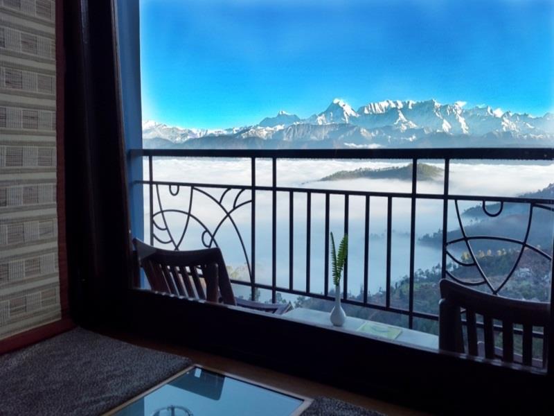 Отель Pratiksha Himalayan Retreat Каусани Экстерьер фото